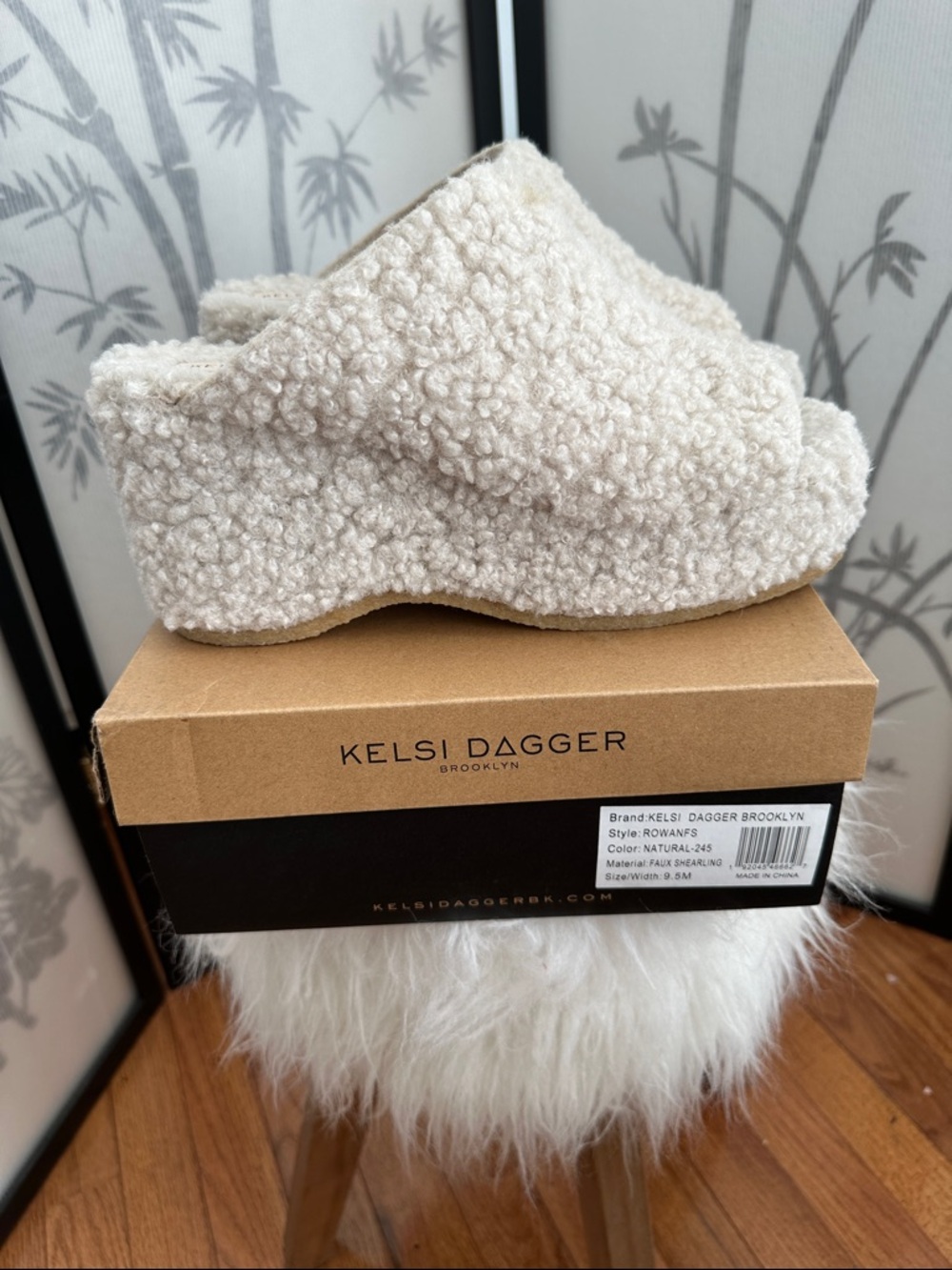 Kelsi Dagger NWB Cream Shearling Platform Clogs